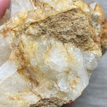 Bild in Galerie-Viewer laden, Red / Tangerine Quartz Cluster #001