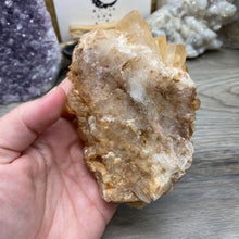 Bild in Galerie-Viewer laden, Red / Tangerine Quartz Cluster #002