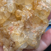 Bild in Galerie-Viewer laden, Red / Tangerine Quartz Cluster #002