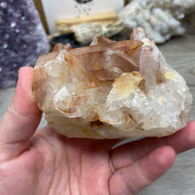 Bild in Galerie-Viewer laden, Red / Tangerine Quartz Cluster #003