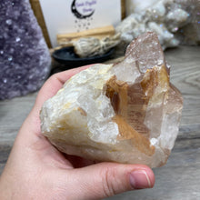 Bild in Galerie-Viewer laden, Red / Tangerine Quartz Cluster #003