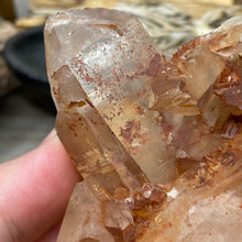 Bild in Galerie-Viewer laden, Red / Tangerine Quartz Cluster #003