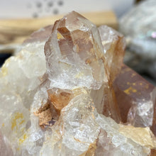 Bild in Galerie-Viewer laden, Red / Tangerine Quartz Cluster #003