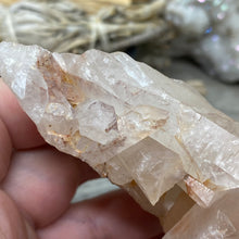 Bild in Galerie-Viewer laden, Red / Tangerine Quartz Cluster #008