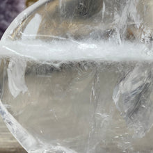 Chargez l'image dans la visionneuse de la galerie, Clear Quartz Large Heart Sculpture ~ Faden Quartz