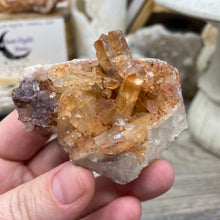 Bild in Galerie-Viewer laden, Red / Tangerine Quartz Cluster #41