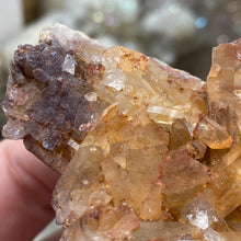 Bild in Galerie-Viewer laden, Red / Tangerine Quartz Cluster #41