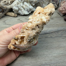 Cargar imagen en el visor de la galería, Apophyllite/Zeolite Cluster #02