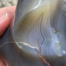 Bild in Galerie-Viewer laden, Orca Agate Stone Flame ~ 4.01" x 2.75" x 2.62"
