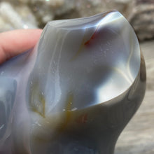 Bild in Galerie-Viewer laden, Orca Agate Stone Flame ~ 4.01" x 2.75" x 2.62"