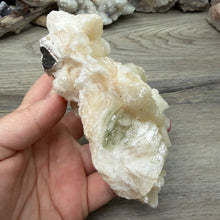 Cargar imagen en el visor de la galería, Apophyllite/Zeolite Cluster #04