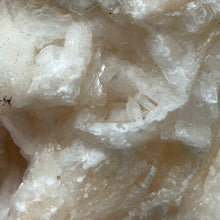 Cargar imagen en el visor de la galería, Apophyllite/Zeolite Cluster #04