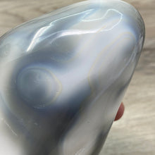 Bild in Galerie-Viewer laden, Orca Agate Stone Freeform ~ 4.28" x 2.20" x 2.45"