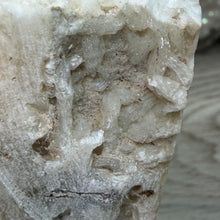 Cargar imagen en el visor de la galería, Apophyllite/Zeolite Cluster #05