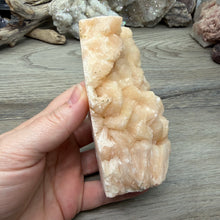 Chargez l'image dans la visionneuse de la galerie, <transcy>Apophyllite avec Stilbite et Chlorite Verte</transcy>