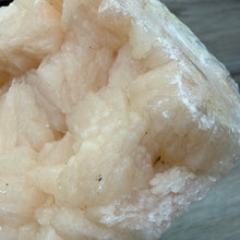 Chargez l'image dans la visionneuse de la galerie, <transcy>Apophyllite avec Stilbite et Chlorite Verte</transcy>