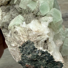 Cargar imagen en el visor de la galería, Apophyllite/Zeolite Cluster #11