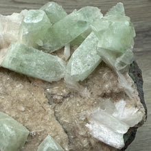 Cargar imagen en el visor de la galería, Apophyllite/Zeolite Cluster #11