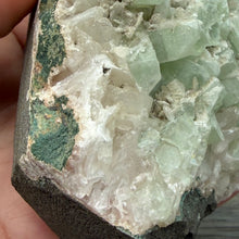 Cargar imagen en el visor de la galería, Apophyllite/Zeolite Cluster #12