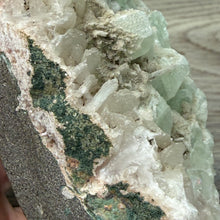Cargar imagen en el visor de la galería, Apophyllite/Zeolite Cluster #12