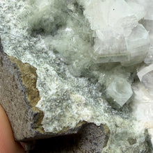 Cargar imagen en el visor de la galería, Apophyllite/Zeolite Cluster #14