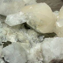 Cargar imagen en el visor de la galería, Apophyllite/Zeolite Cluster #14