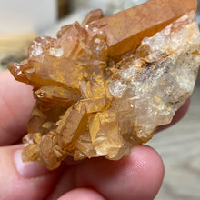 Bild in Galerie-Viewer laden, Red / Tangerine Quartz Cluster #61