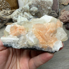 Cargar imagen en el visor de la galería, Apophyllite/Zeolite Cluster #19