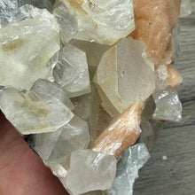 Cargar imagen en el visor de la galería, Apophyllite/Zeolite Cluster #19