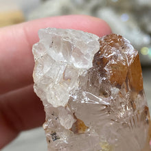 Bild in Galerie-Viewer laden, Red / Tangerine Quartz Cluster #64