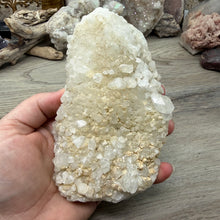 Cargar imagen en el visor de la galería, Apophyllite/Zeolite Cluster #21