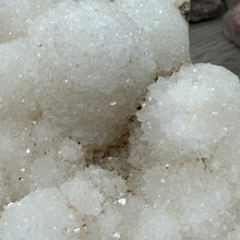 Bild in Galerie-Viewer laden, Apophyllite/Zeolite Cluster #30