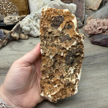 Bild in Galerie-Viewer laden, Apophyllite/Zeolite Cluster #31