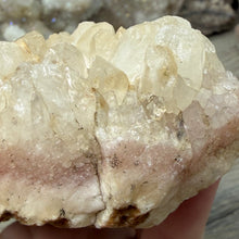 Bild in Galerie-Viewer laden, Apophyllite/Zeolite Cluster #31