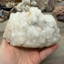 Bild in Galerie-Viewer laden, Apophyllite/Zeolite Cluster #32