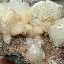 Bild in Galerie-Viewer laden, Apophyllite/Zeolite Cluster #32