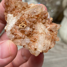 Bild in Galerie-Viewer laden, Red / Tangerine Quartz Cluster #83