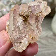 Bild in Galerie-Viewer laden, Red / Tangerine Quartz Cluster #84