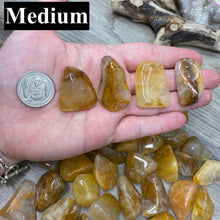 Bild in Galerie-Viewer laden, Yellow Hematoid "Golden Healer" Tumbles