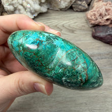 Bild in Galerie-Viewer laden, Chrysocolla and Malachite Large Heart