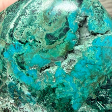 Bild in Galerie-Viewer laden, Chrysocolla and Malachite Large Heart
