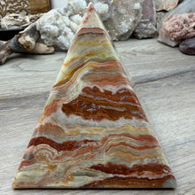 Load image into Gallery viewer, Green Onyx 4" Pyramid #01