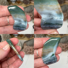 Bild in Galerie-Viewer laden, Ocean Jasper Small Rough Tumble