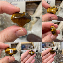 Chargez l'image dans la visionneuse de la galerie, Tiger Eye Cartoon 1" Hearts