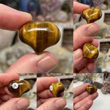 Chargez l'image dans la visionneuse de la galerie, Tiger Eye Cartoon 1" Hearts