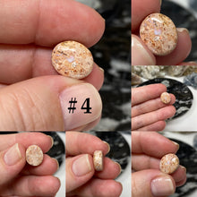 Bild in Galerie-Viewer laden, Mexican Fire Opal in Matrix Cabs Under 2 Grams