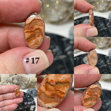 Bild in Galerie-Viewer laden, Mexican Fire Opal in Matrix Cabs Under 2 Grams