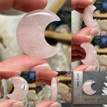 将图像加载到图库查看器中,Rose Quartz 1.25" Moons