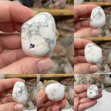 Bild in Galerie-Viewer laden, Howlite 20-25mm Tumbles (Medium to Large Size)
