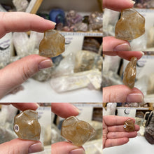 Bild in Galerie-Viewer laden, Amphibole Included Quartz Small/Medium Rough Tumbles